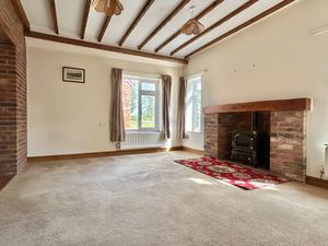 Annexe Lounge- click for photo gallery